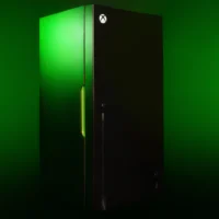 Ukonic Kühlschrank Xbox 10L 230V/12V USB-A Ladeanschluss